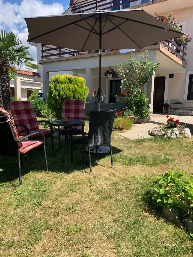 Lovre Apartment Viskovo