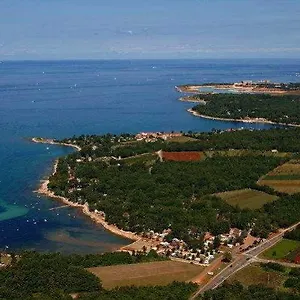 *** Hotel Campingin Finida Croazia
